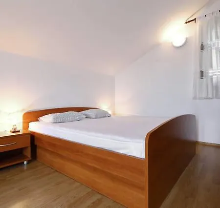 Apartament Skolj 3 Posedarje